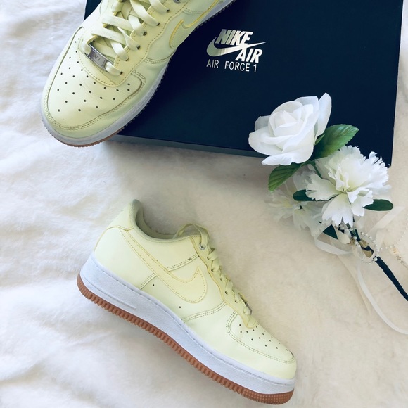 Nike Air Force 1. Wmn Sz 8.5. Fantastic condition - Picture 13 of 16